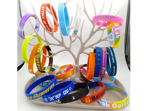 Custom Logo embosed Wristband Plastic,custom rubbe